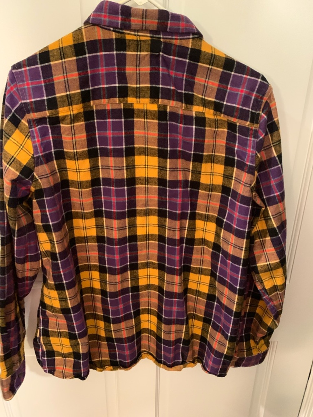 L.L. Bean Women’s Yellow/Purple Plaid Button-Down Shirt Large - Picture 9 of 9